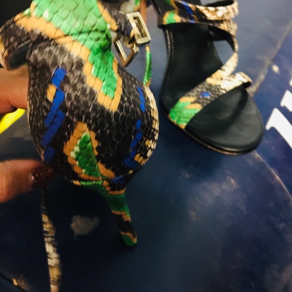 No.6 Moxi - Picture 2 of 3